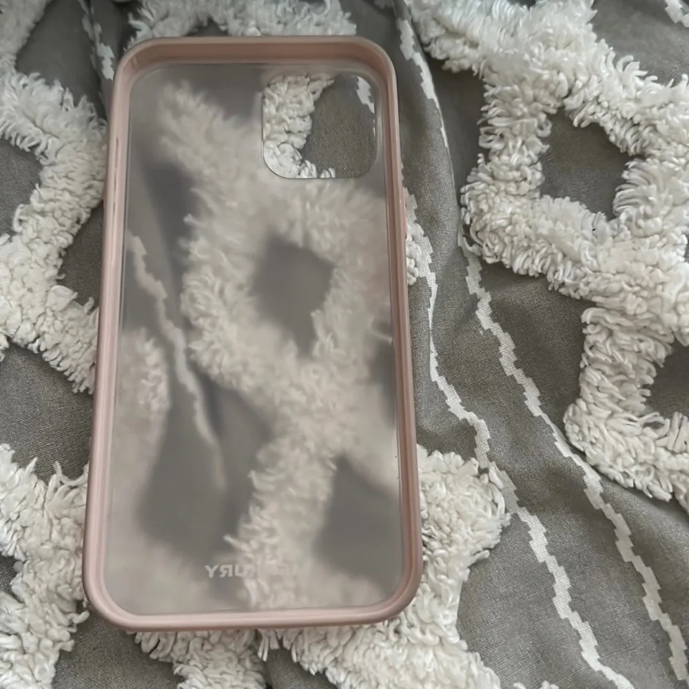 Pink Merkury case. - Picture 2 of 2